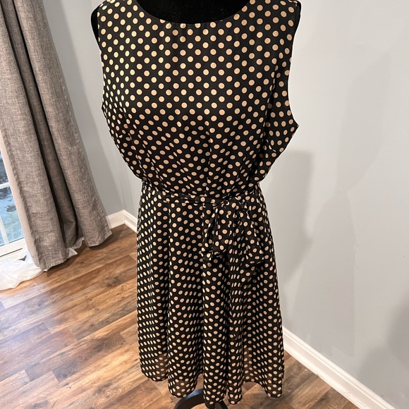 Elegant polka brown tone dots dress🤎 - Picture 4 of 6